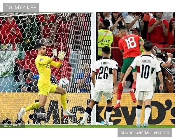 内斯塔与费迪南德：防守体系如何从单点覆盖演进为协同结构