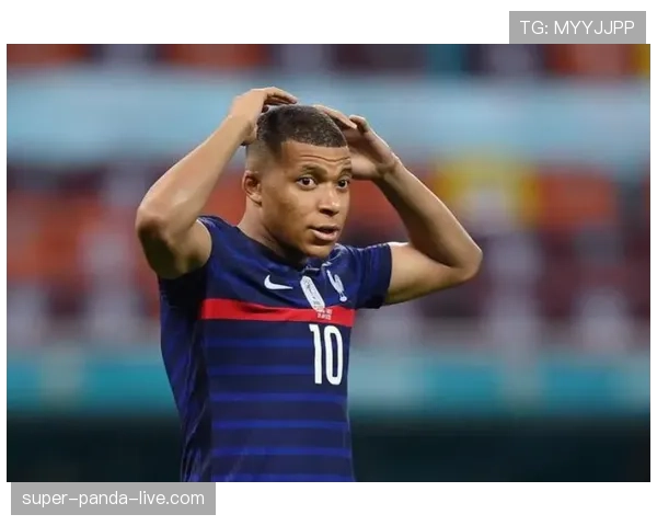 姆巴佩与梅罗同阶段生涯表现对比：差距何在，能否接班？