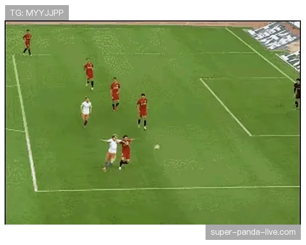 守门员保护规则拆解：哪些动作算犯规，判罚如何区分？